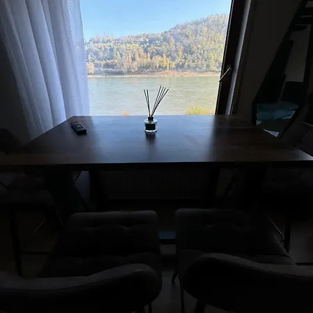 Loft Fluss Blick